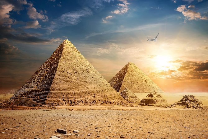 Cairo Layover Tours to Giza Pyramids and Sphinx From Cairo Airport - Small-group feel, but private-only for your tour