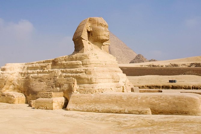 Cairo Layover Tours to Giza Pyramids and Sphinx From Cairo Airport - The Sphinx photo stop: power and perspective in close range