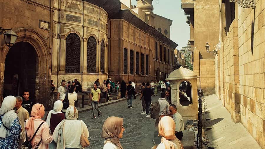 Cairo: Local Markets & Khan el Khalili Private Shopping Tour - El Ghorya Market and the Fatimid Streets: Shopping Where Life Happens