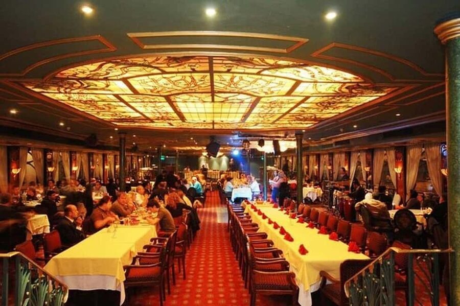 Cairo: Nile Dinner Cruise with Belly Dancer Show and Music - The 2-hour Nile night: what the timing really means