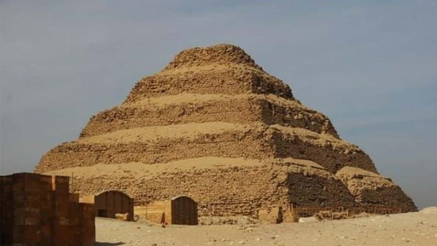 Cairo: Private Giza Pyramids, Sphinx, Saqqara & Memphis Tour - A Cairo Day That Hits Saqqara, Memphis, and Giza in One Shot