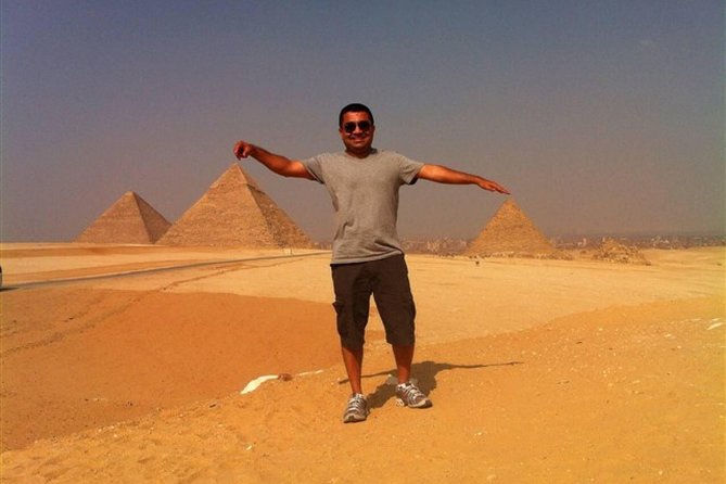 Cairo Private Tours To Giza Pyramids,Egyptian Museum & Bazaar - The Great Sphinx and Gizeh Plateau: what to notice in 30 minutes