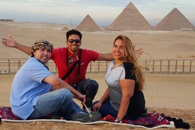 Cairo Private Tours To Giza Pyramids,Egyptian Museum & Bazaar - Khan el-Khalili in one hour: what you can realistically do