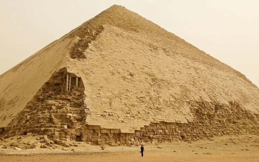 Cairo: Saqqara, Memphis, and Dahshur Day Trip with Lunch - Memphis: Ramses II at full scale, plus the alabaster Sphinx