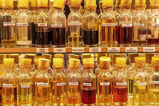 Cairo Shopping tour Private Papyrus Essential oils Bazar Cotton - Essential oils and the Seven Sacred Oils story in the Bedouin house