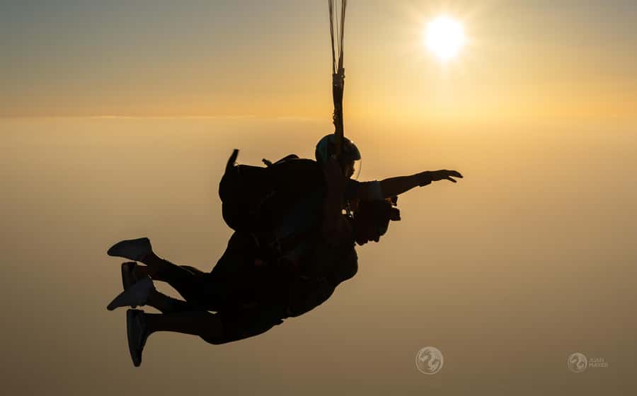 Cairo: Tandem Skydive Experience with Video - The Climb and the 13,000-Foot Jump: Freefall and Big Views