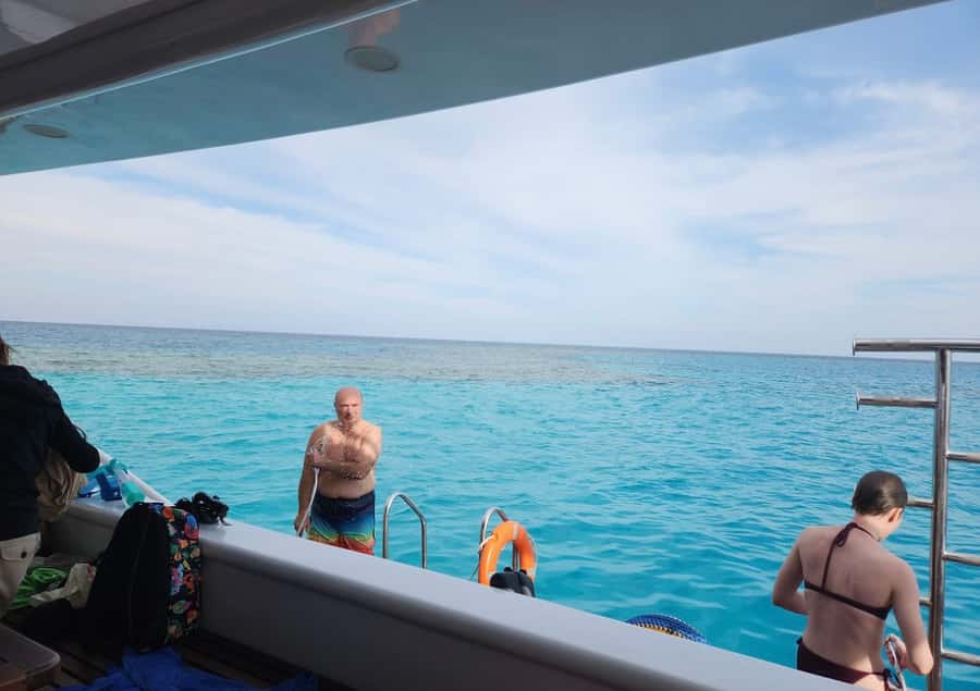 Cairo to Red Sea: VIP Yacht Cruise, Snorkeling & Lunch - What you eat onboard: lunch that actually holds up