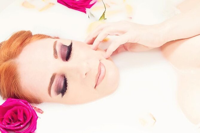 Cleopatra's Deluxe Spa Treatment with Massage, Sauna, and Jacuzzi - Key highlights you can count on