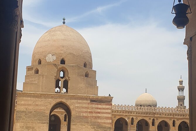 Coptic Cairo, Mosques , sailing on Nile and Bazaar Private Tour with Lunch - Al-Hakim Mosque and Refaai Mosque: Islamic Cairo’s Big Statements