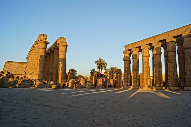 Custom day tour the East Bank in Luxor - Guides that can turn stone into sense (and how to get the most)