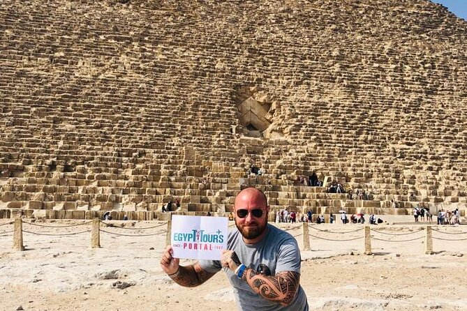 Day Tour to Giza Pyramids Complex, Egyptian Museum & Bazaar - How The Day Stays Organized With Pickup, Timing, And Realistic Stops