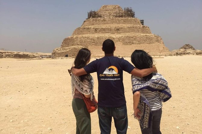 Day Tour to Giza Pyramids Memphis City Dahshur and Saqqara Pyramids - Quick pyramid hits at Cheops, Khafre, and Menkaure
