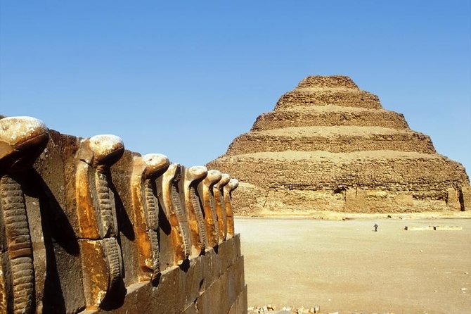 Day Tour to Giza Pyramids, Sphinx, Sakkara Pyramids and Dahshur Pyramids - Key things to know before you go