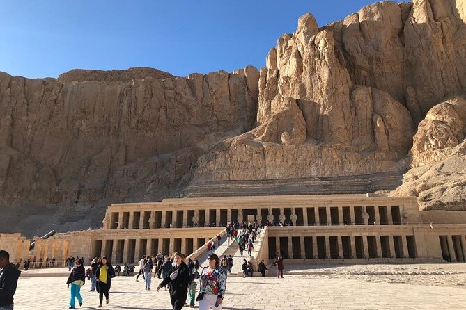 Day Tour To Luxor from Hurghada by Bus - Colossi of Memnon: the statues people actually remember