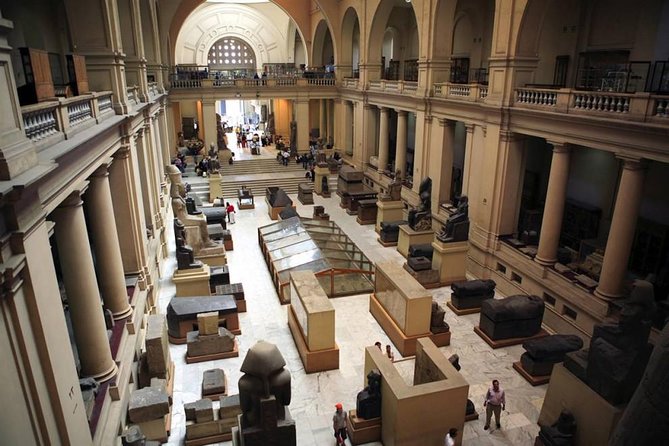 Day Tour to the Pyramids of Giza, Egyptian Museum and Khan El khalili Bazaar - What to Wear and Bring for a 6 to 8 Hour Cairo Day