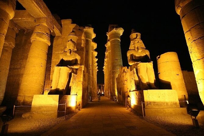 Day Trip to Luxor From Cairo By Flight, King Tut Tomb Included - Karnak Temple, Avenue of Sphinxes, and the Hypostyle Hall effect