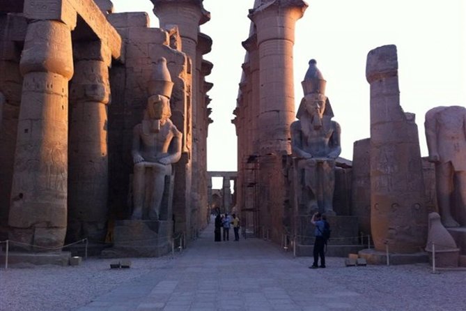 Day Trip To Luxor From Cairo By Plane Including Lunch - Temple of Hatshepsut and the Colossi of Memnon: what to look for