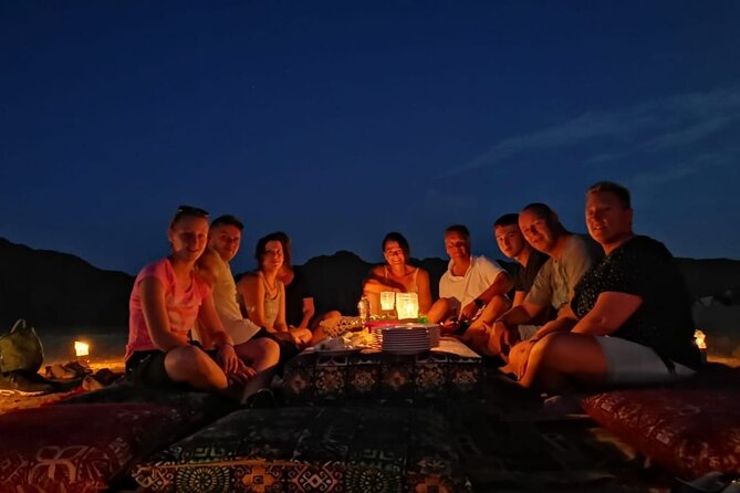 Dining in The Desert - The timing that makes or breaks a desert dinner