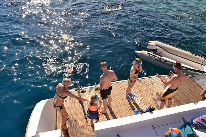 Dolphin House Royal sea Trip Luxury Boat With Transfer - Hurghada - 20 minutes of banana and quadra water sports: fun, not exhausting