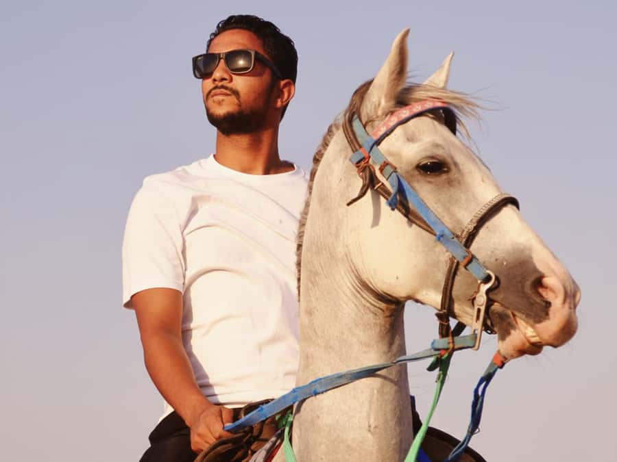 El Gouna: Desert & Sea Horse Riding With Swimming Optional - Sunrise, Dinner and Starlight, or an Afternoon Desert Mood