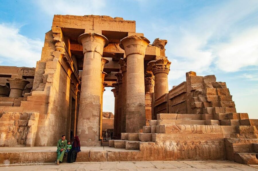 From Aswan: 3-Day Cruise to Luxor with Hot Air Balloon - Guides and pacing: why Mina, Hamdi, Mahmoud Issa, and Ahmed keep coming up