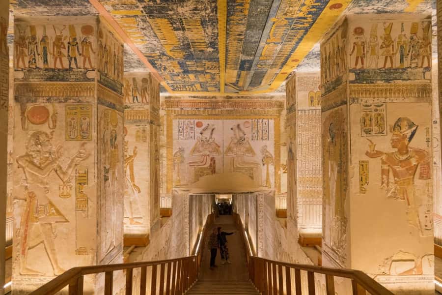 From Aswan:4 Days Nile Cruise Luxor Abu Simbel & Air Balloon - Cruising to Kom Ombo: the double temple with a different vibe