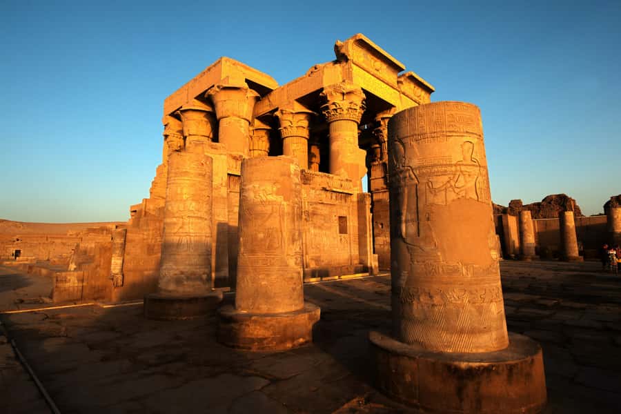 From Aswan: Overnight Nile Cruise to Luxor with Meals - Meals and onboard comfort: what full-board feels like in real life