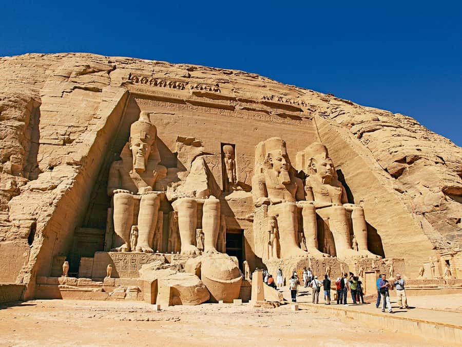 From Aswan: Overnight Nile Cruise to Luxor with Meals - Your guides and the human side of the schedule