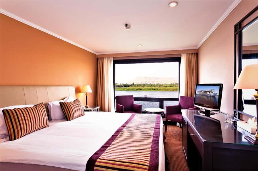 From Aswan: Overnight Nile Cruise to Luxor with Meals - Transfers, timing, and the “Egyptian time” reality check
