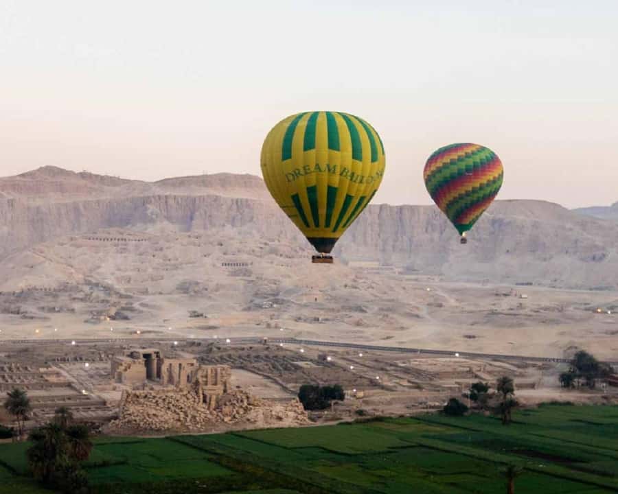From Cairo: 5-Day Tour with Nile Cruise, Balloon, & Flights - Giza pyramids, camel ride, and the Egyptian Museum in one day