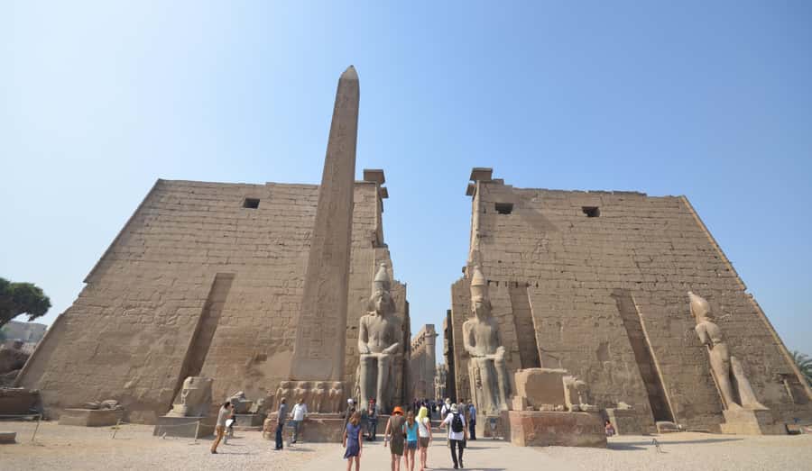 From Cairo: Luxor & Hot Air Balloon Private Trip by Plane - Lunch in Luxor and how to time your energy