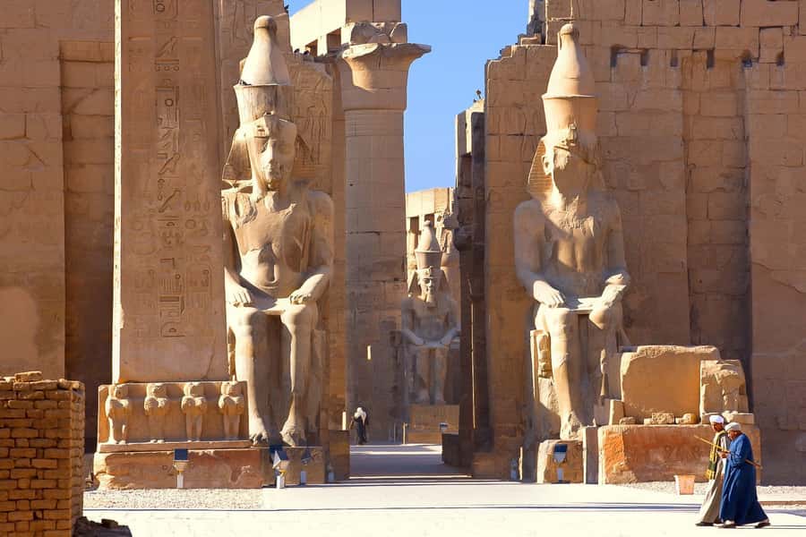 From Cairo: Private All-Inclusive Tour of Luxor by Plane - Crossing the Nile to the East Bank: Luxor Temple then Karnak
