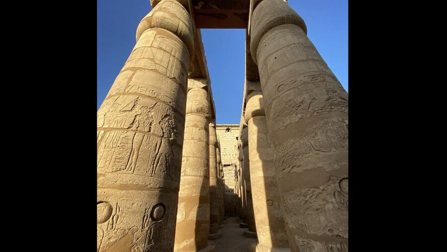 From Hurghada: Luxor Private Guided Day Tour with Lunch - The Colossi of Memnon: a quick west-bank wow moment