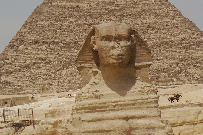 From Hurghada To Cairo and Giza Highlights Full-Day Tour - Egyptian Museum at Tahrir Square, what to prioritize fast