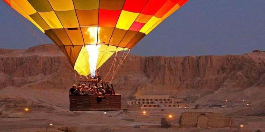 From Luxor: 3-Day Nile Cruise to Aswan with Balloon Ride - Day 1 evening on a 5-star Nile cruise, sailing toward Edfu