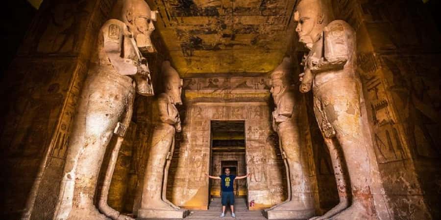 From Luxor: 3-Day Nile Cruise to Aswan with Balloon Ride - Day 1: Hot air balloon over Luxor, then West Bank icons and Karnak