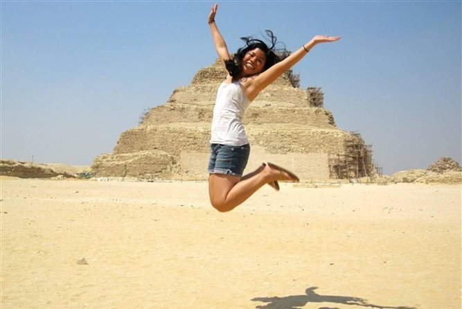 Full-Day Tour to Giza Pyramids, Memphis, and Sakkara - Private pickup, air-conditioned comfort, and a mobile ticket