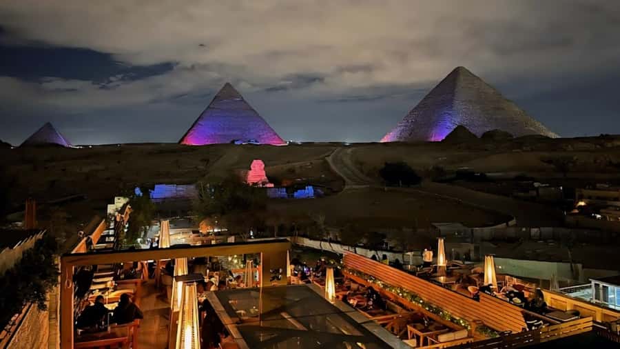 Giza: Dinner with Pyramids All Around You at Rooftop7000 - The Rooftop7000 setup, why this dinner works