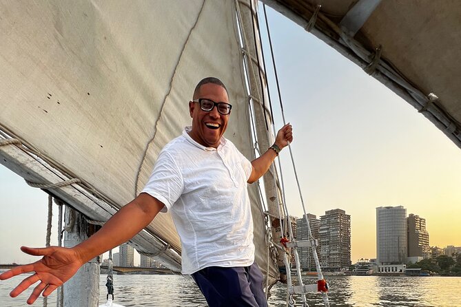 Giza Pyramids and Egyptian Museum Day Trip with Flouka Boat Ride on the Nile - Guide, Photos, and Pace: Why the Human Part Matters