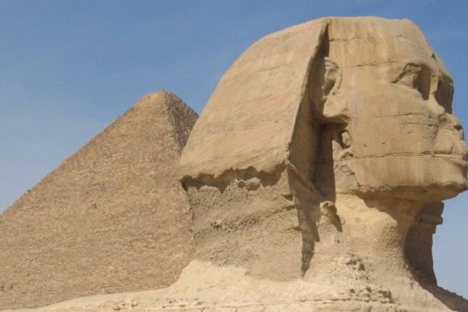 Giza pyramids and sphinx - The pyramids of Giza, Cheops, Chephren, Menkaure in the real world