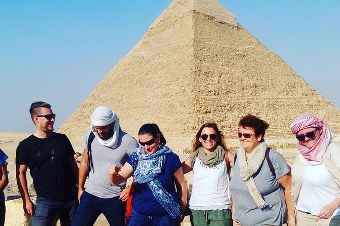 Giza pyramids and the Egyptian museum - Tips to make the Giza walking and photos feel easier