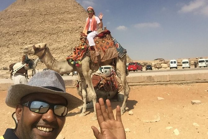 Giza Pyramids and The Sphinx Walking Tour - The Sphinx: where “guardian” turns into a photo problem