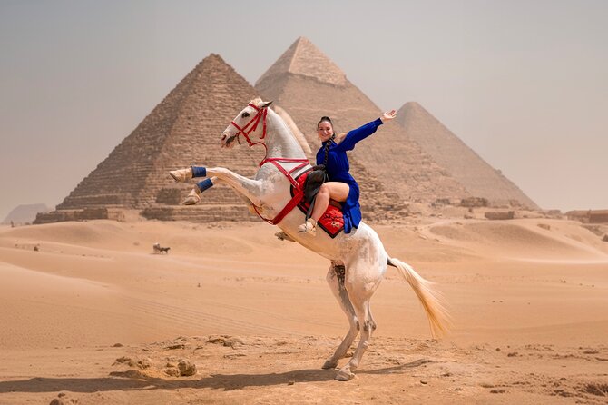 Giza Pyramids Photoshoot with Jumping Horse, Camel and Sphinx - Key moments worth knowing before you go