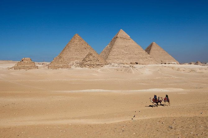 Giza Pyramids, Sphinx and Egyptian Museum tour - Tutankhamun Gold Mask, Sarcophagi, and the Objects You Can Spot Fast