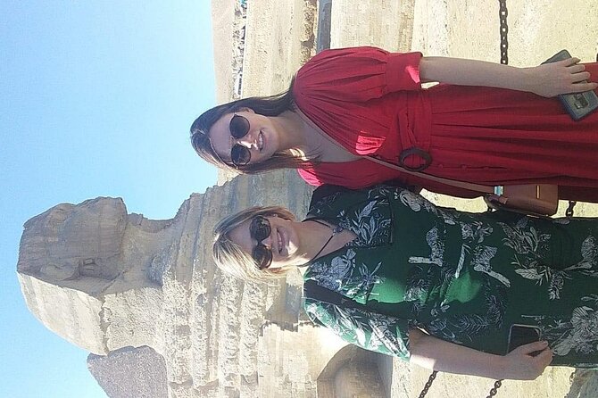 Giza Pyramids, Sphinx and Egyptian Museum tour - Great Sphinx and Valley Temple: Big Stone, Bigger Questions