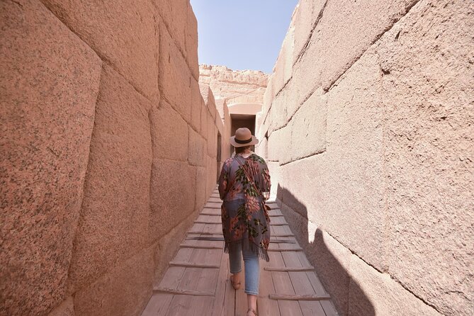 Giza Pyramids, Sphinx, Saqqara and Memphis Full-Day Cairo Tour - 8:00am Pickup, Air-Conditioned Transport, and a Small 15-Person Group