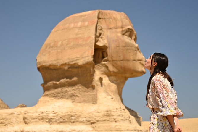 Giza Pyramids, Sphinx, Saqqara and Memphis Full-Day Cairo Tour - Great Sphinx and Khafre’s Valley Temple: The Best “Afterlife” Pair in One Day