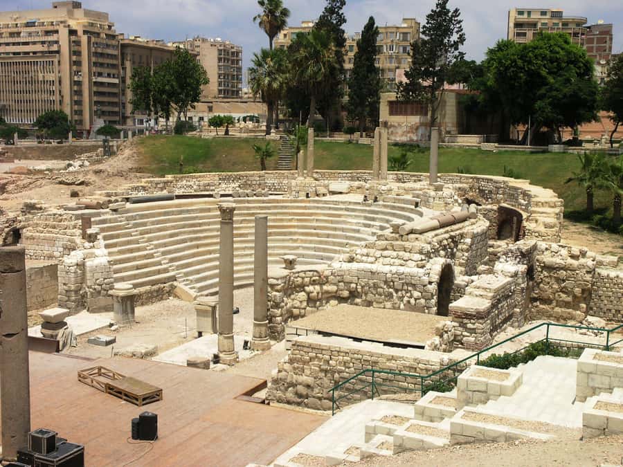 Group Tour top Things To Do In Alexandria From Cairo - Getting picked up in Cairo or Giza: meeting points that matter