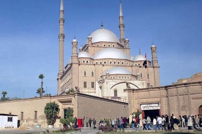 Guided Tour to old Cairo with lunch - Guides and communication: why the same tour can feel different