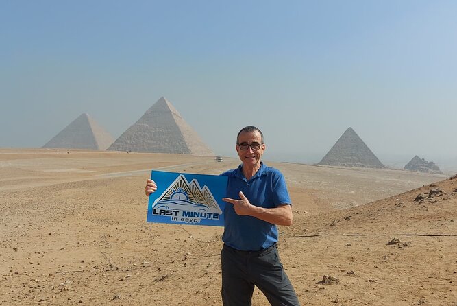 Guided tour to Pyramids of Giza, Sakkara & Memphis: Private Tour with Lunch - Giza Plateau: Cheops, Chephren, Mykerinus, Sphinx, and Valley Temple